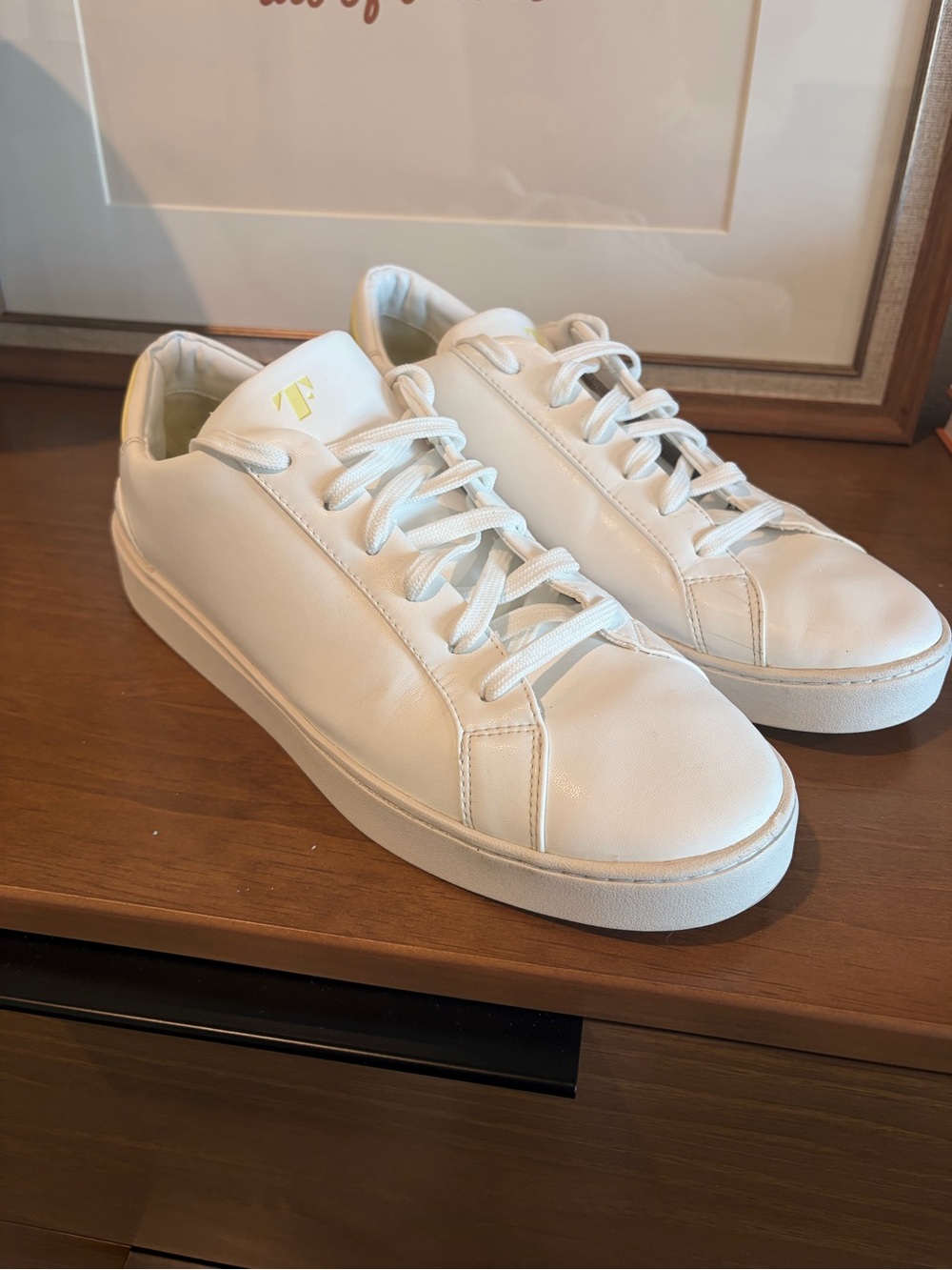 Thousand Fell Men's Vegan Leather White Lace Up Sneakers - 11 - EUC